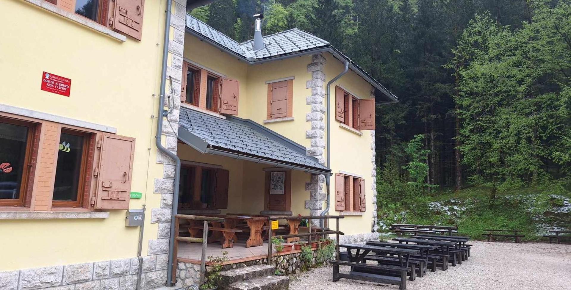 Hotel Dom Klementa Juga à Lepena Extérieur photo